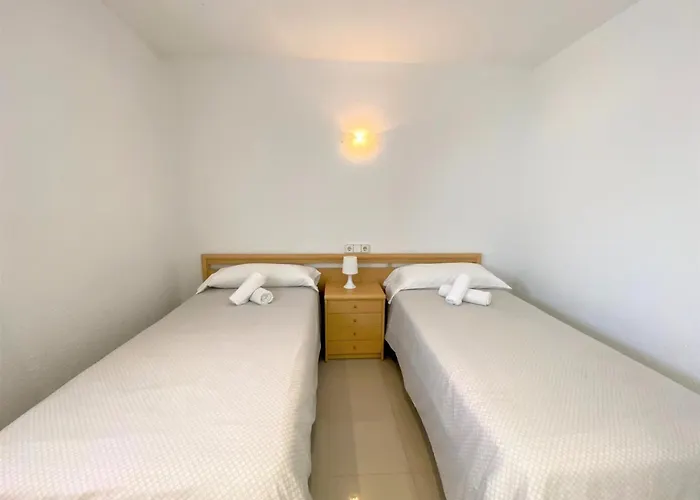 Coblanca 8-7º 3 아파트